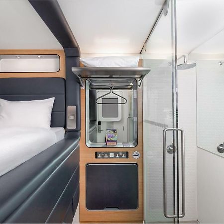 Yotelair London Heathrow Airport Ґіллінґдон Екстер'єр фото