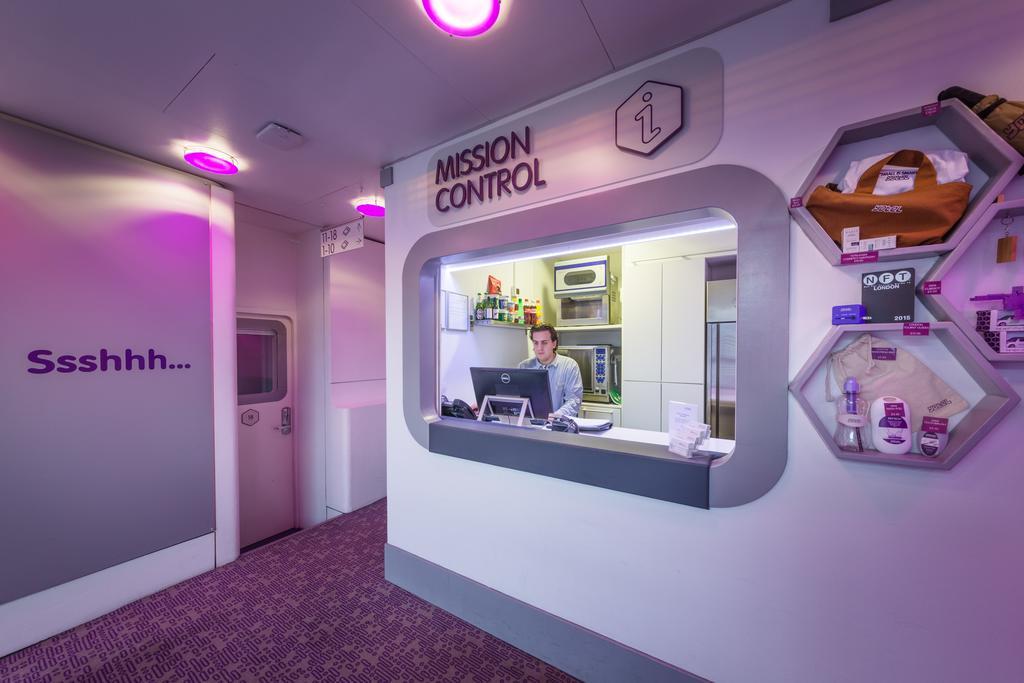Yotelair London Heathrow Airport Ґіллінґдон Екстер'єр фото
