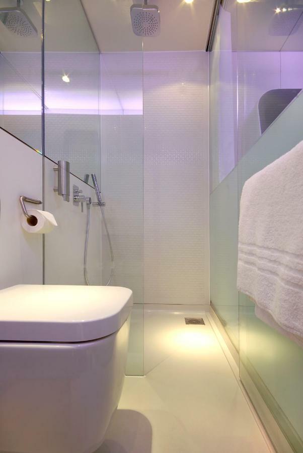 Yotelair London Heathrow Airport Ґіллінґдон Екстер'єр фото
