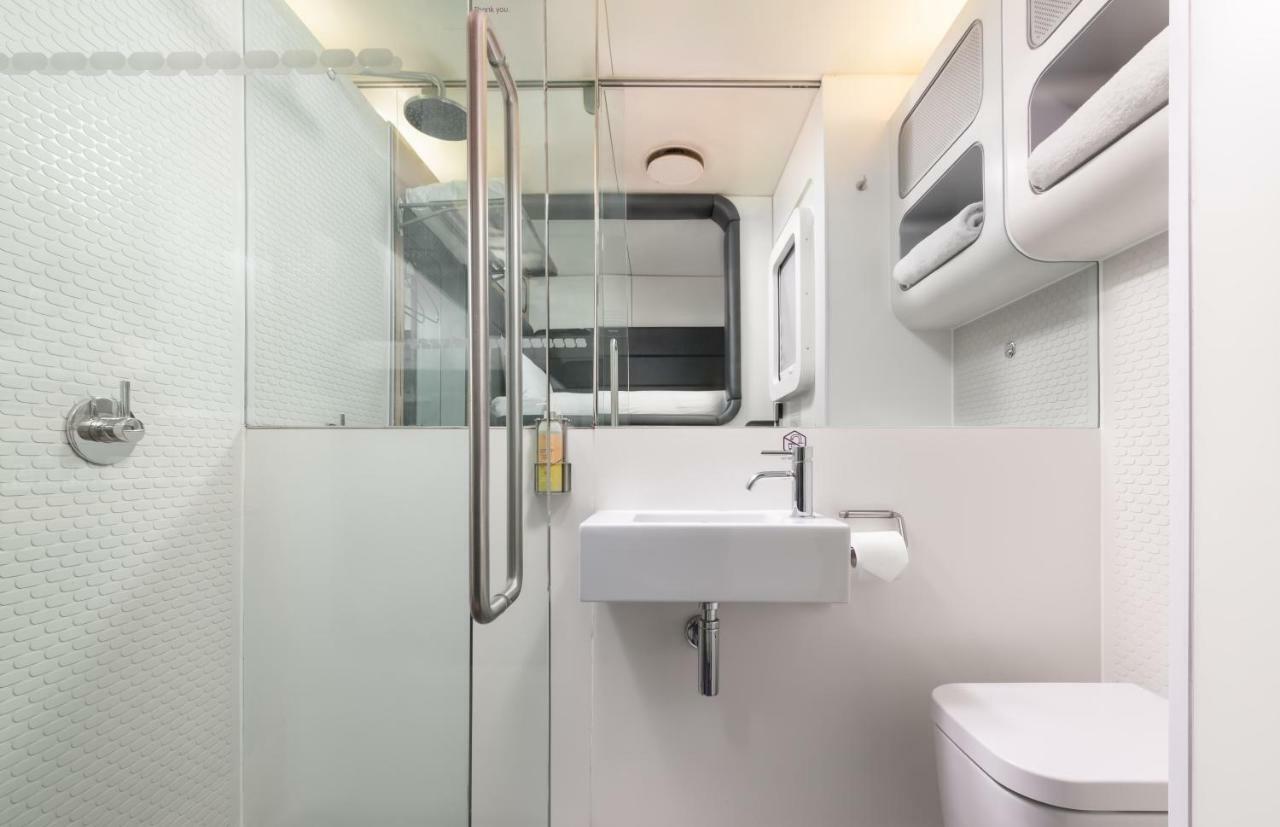 Yotelair London Heathrow Airport Ґіллінґдон Екстер'єр фото