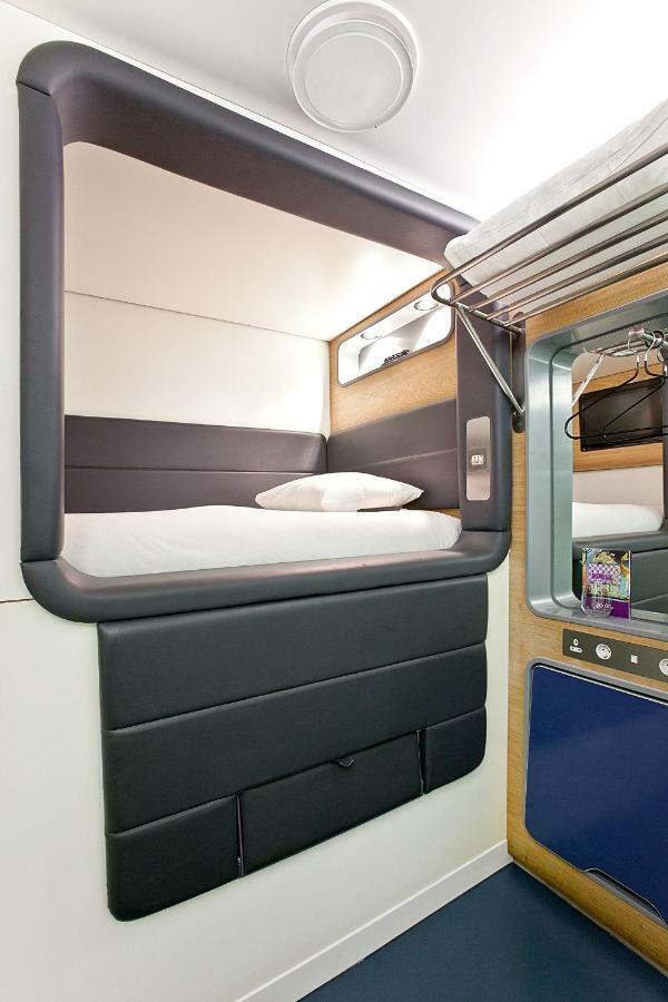 Yotelair London Heathrow Airport Ґіллінґдон Екстер'єр фото