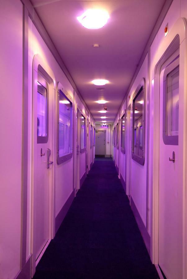 Yotelair London Heathrow Airport Ґіллінґдон Екстер'єр фото